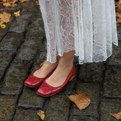 ANISA BALLET FLATS RED CRINKLE PATENT^Dolce Vita Sale