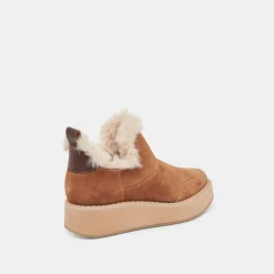 ARDY PLUSH H2O BOOTIES PECAN SUEDE^Dolce Vita Hot