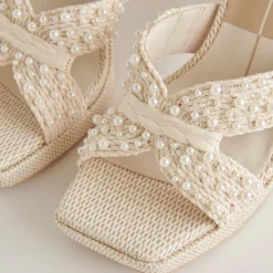 ARIES PEARL HEELS VANILLA PEARLS^Dolce Vita Outlet