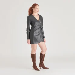 AUGGIE BOOTS DK BROWN SUEDE^Dolce Vita Fashion