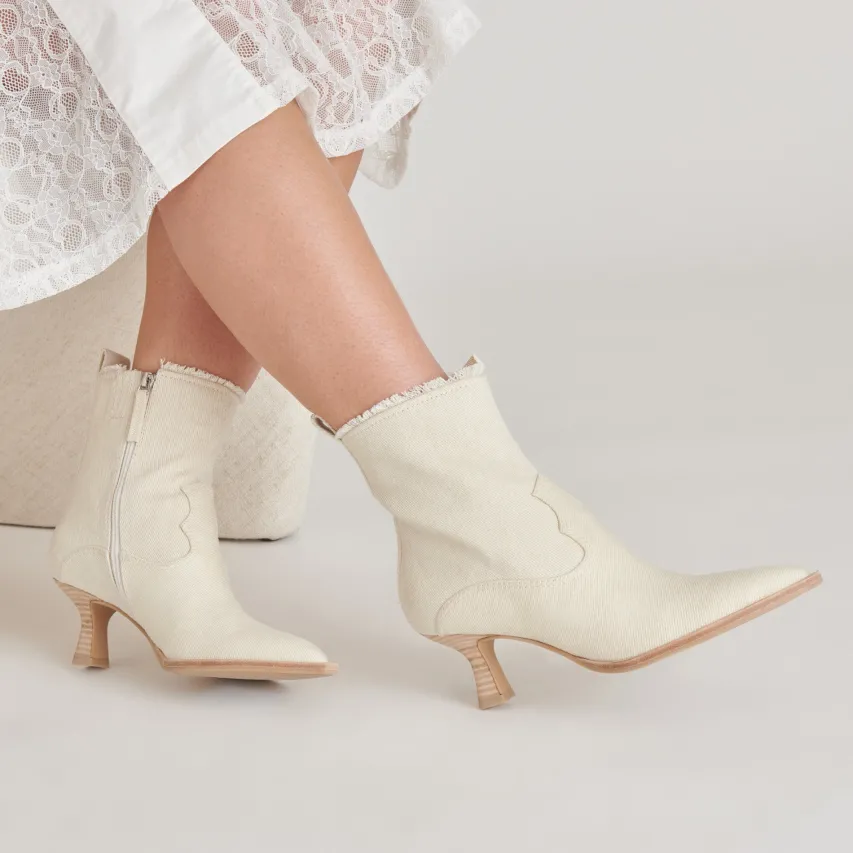 AUSTIN BOOTS IVORY DENIM^Dolce Vita Fashion