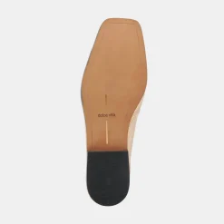 BENY FLATS GOLD DISTRESSED LEATHER^Dolce Vita Best