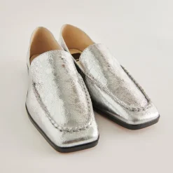 BENY FLATS SILVER DISTRESSED LEATHER^Dolce Vita Clearance