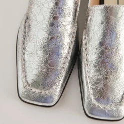 BENY WIDE FLATS SILVER DISTRESSED LEATHER^Dolce Vita Clearance