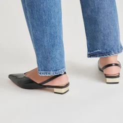 BYANCA FLATS BLACK LEATHER^Dolce Vita Best