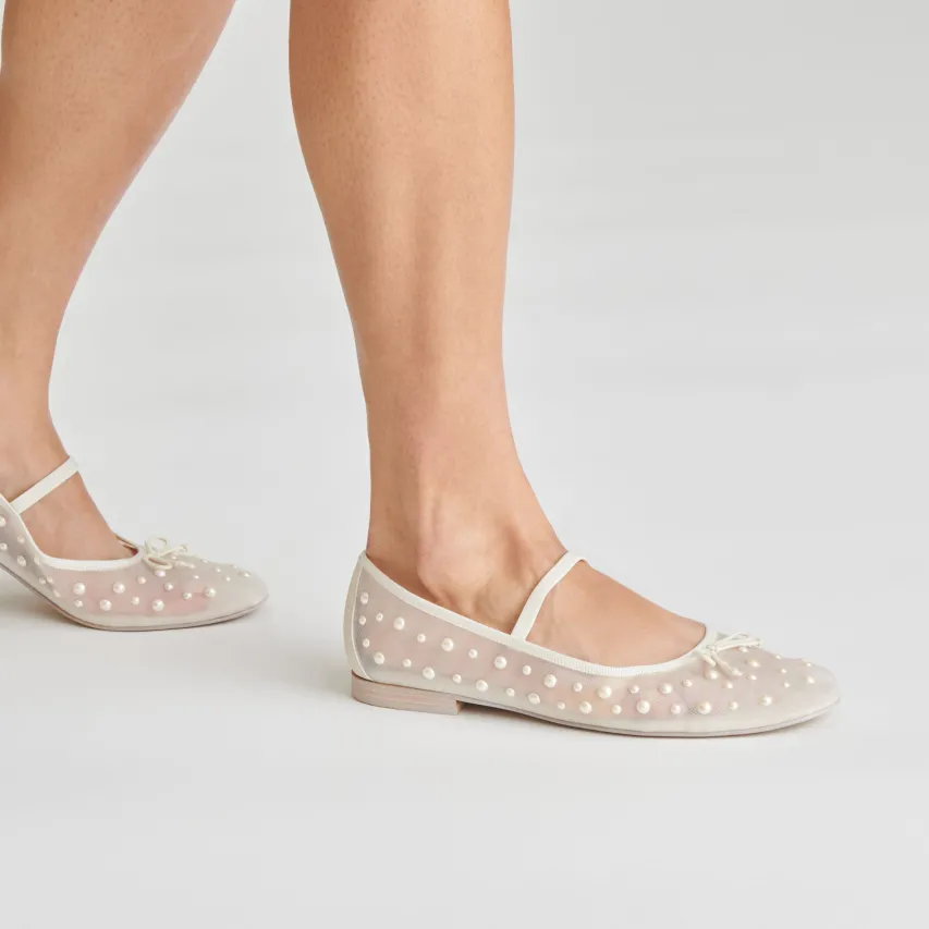CADEL PEARL BALLET FLATS IVORY MESH^Dolce Vita Best