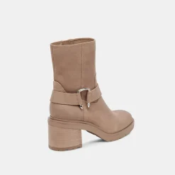 CAMROS BOOTS TRUFFLE SUEDE^Dolce Vita Best