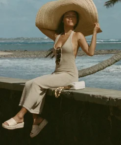 CHAVI SANDALS LT NATURAL RAFFIA^Dolce Vita Hot