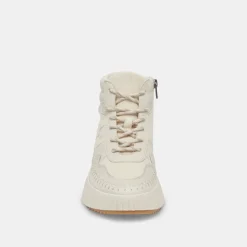 DALEY SNEAKERS OFF WHITE SUEDE^Dolce Vita Hot