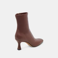 GLAMOR BOOTS CHOCOLATE STELLA^Dolce Vita Hot