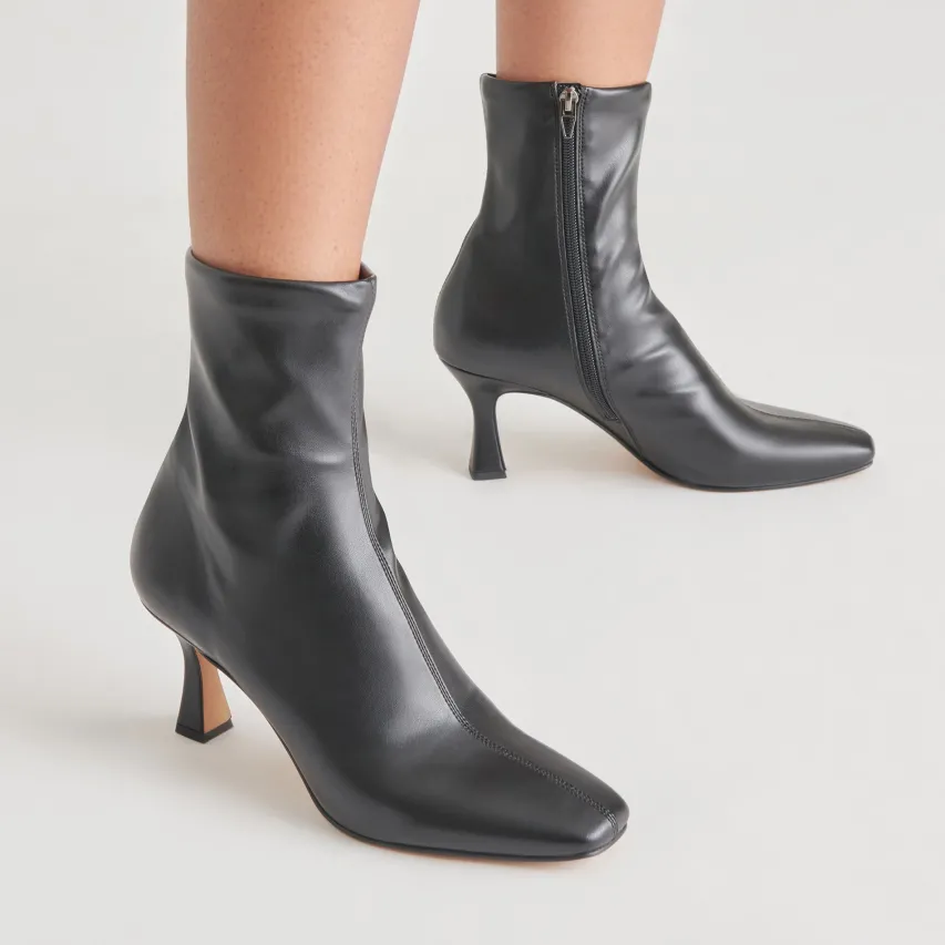 GLAMOR WIDE CALF BOOTS BLACK STELLA^Dolce Vita Outlet