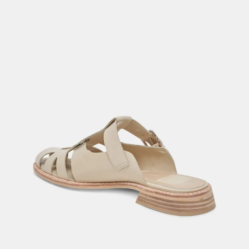 HIPPIE FLATS SAND CRINKLE PATENT^Dolce Vita Online