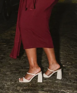 JEMMY HEELS IVORY CRINKLE PATENT^Dolce Vita Best