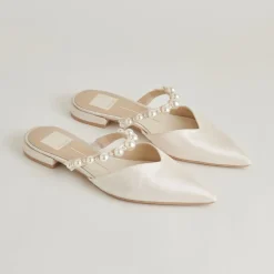 KANIKA PEARL FLATS VANILLA PEARLS^Dolce Vita Best