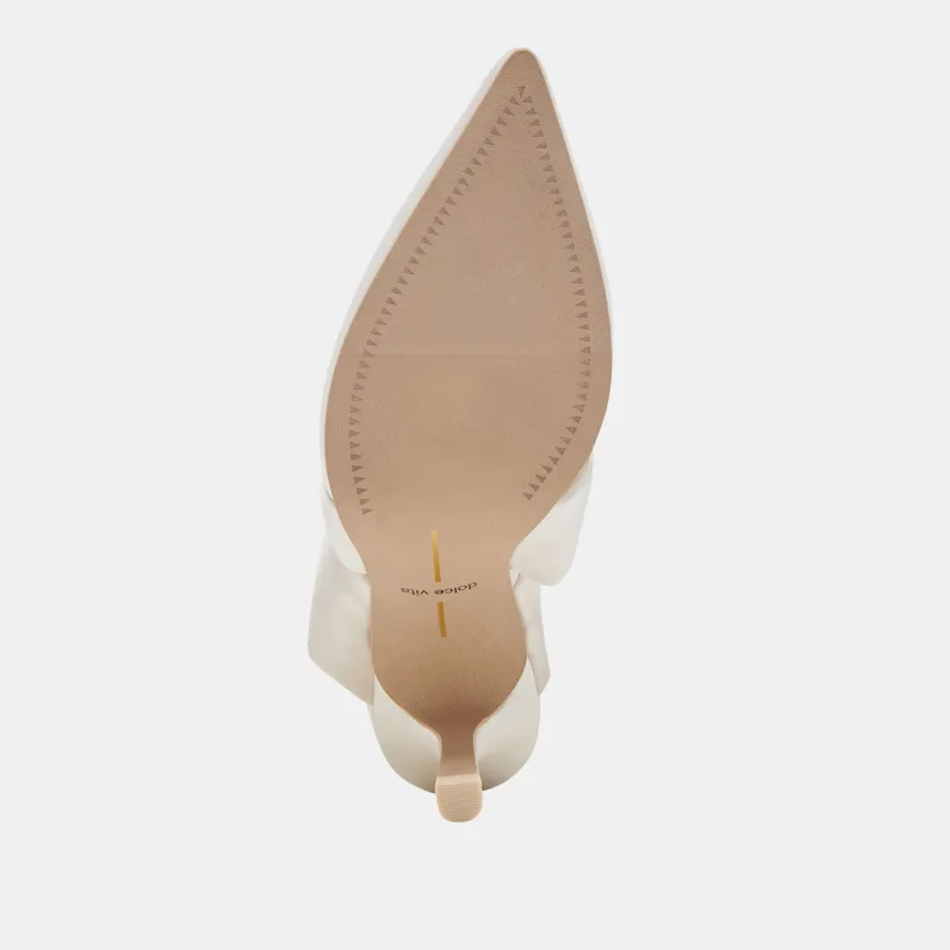 KELSY HEELS CREME SATIN^Dolce Vita Hot