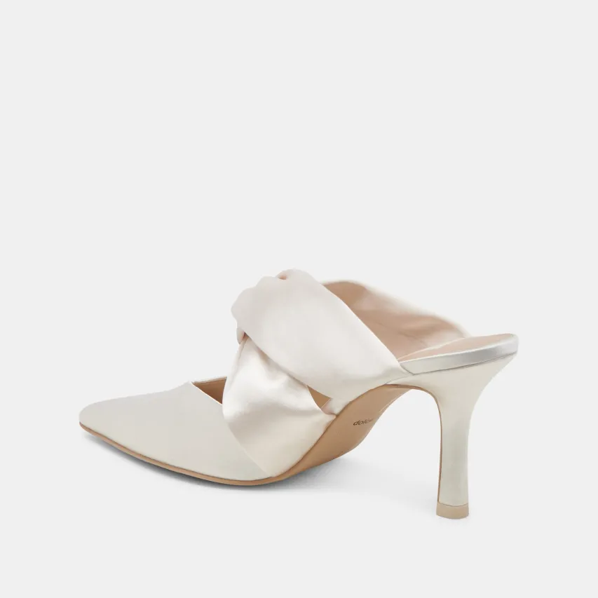 KELSY HEELS CREME SATIN^Dolce Vita Hot