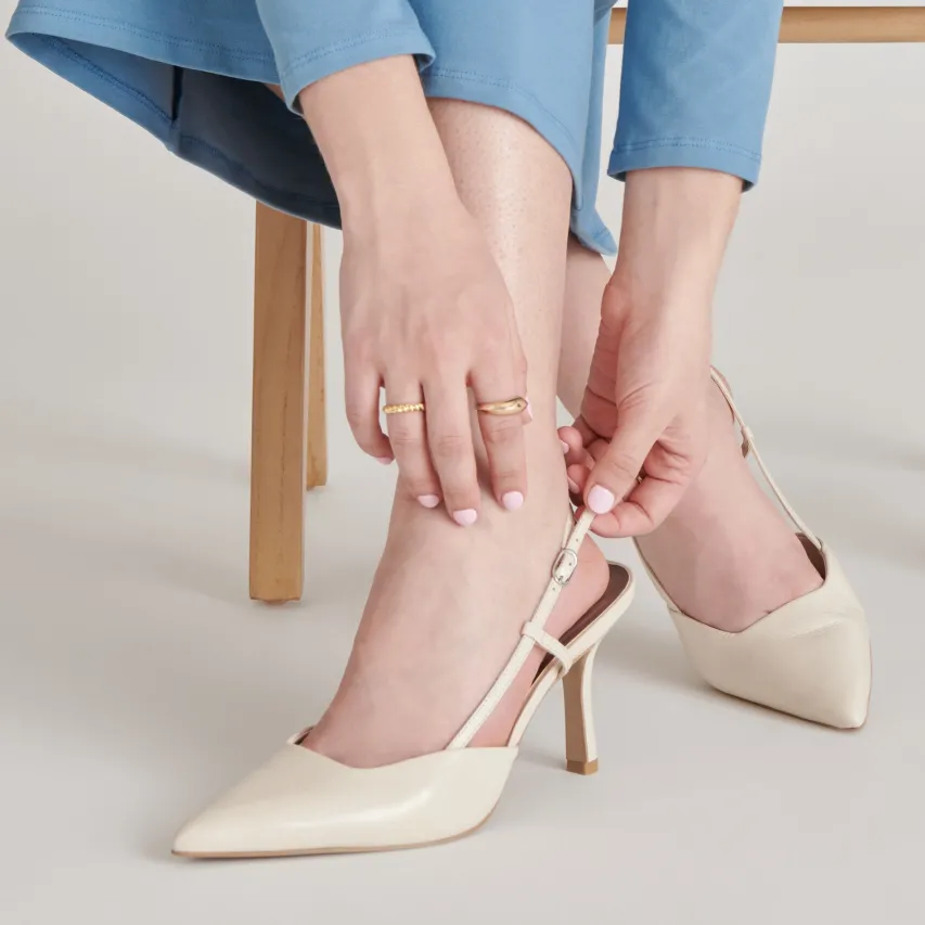KIM HEELS IVORY CRINKLE PATENT^Dolce Vita Best