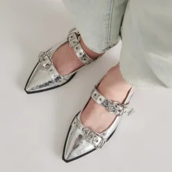 LABELL FLATS SILVER DISTRESSED LEATHER^Dolce Vita Best
