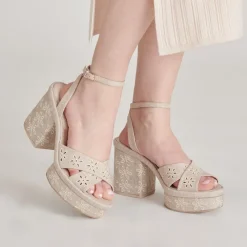 LAISHA HEELS ALMOND FLORAL EYELET^Dolce Vita New