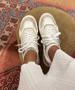 LAVINE SNEAKERS IVORY MULTI NYLON^Dolce Vita Fashion