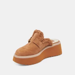 LELANI PLUSH FLATS PECAN SUEDE^Dolce Vita New