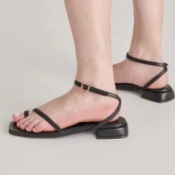 LEXI SANDALS BLACK LEATHER^Dolce Vita Outlet