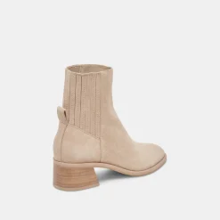 LINNY H2O WIDE BOOTS DUNE SUEDE^Dolce Vita Outlet