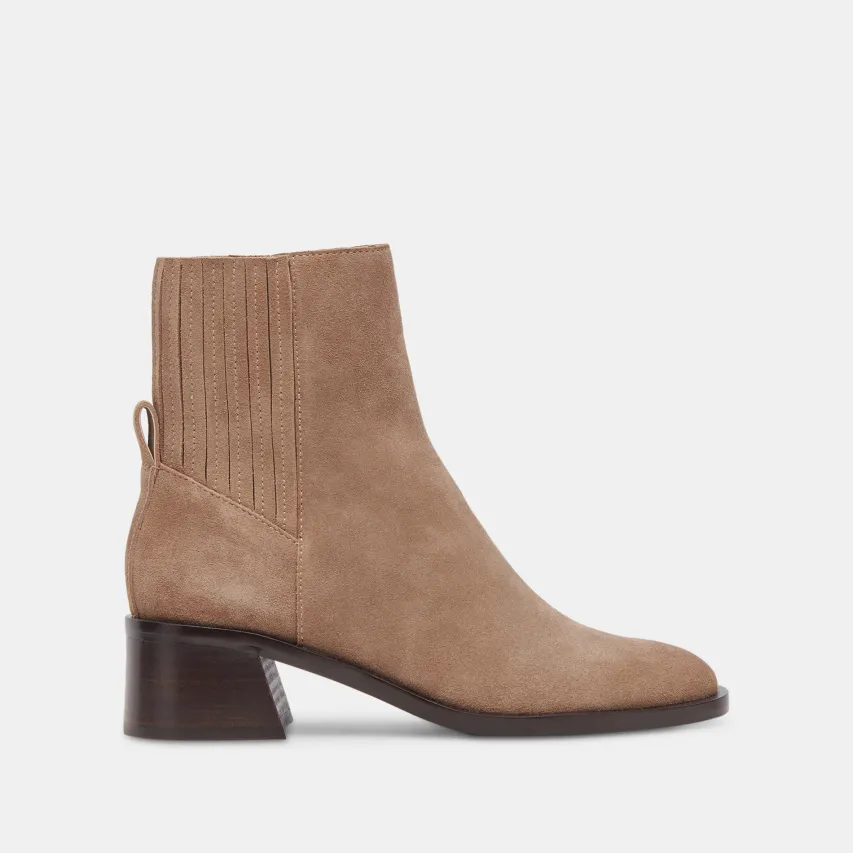 LINNY H2O WIDE BOOTS TRUFFLE SUEDE^Dolce Vita Outlet