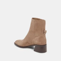 LINNY H2O WIDE BOOTS TRUFFLE SUEDE^Dolce Vita Outlet