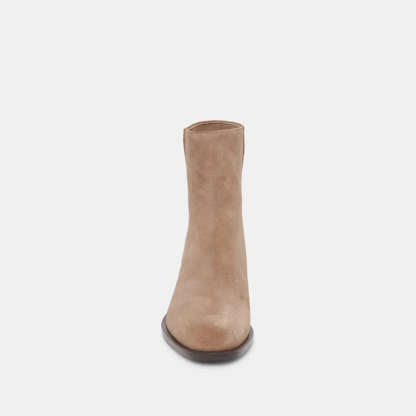LINNY H2O WIDE BOOTS TRUFFLE SUEDE^Dolce Vita Outlet