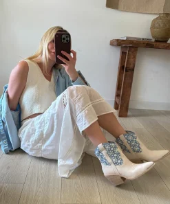 NASHE BOOTIES BLUE FLORAL NUBUCK^Dolce Vita Hot