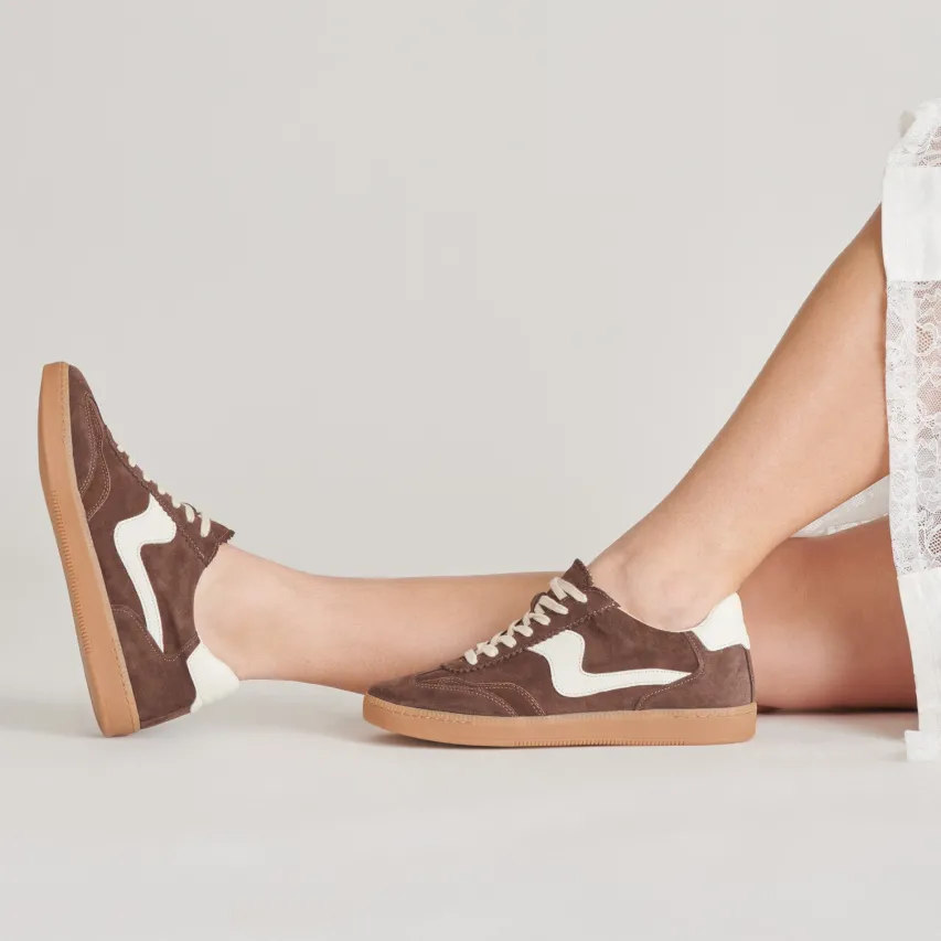 NOTICE SNEAKERS DK BROWN SUEDE^Dolce Vita Online