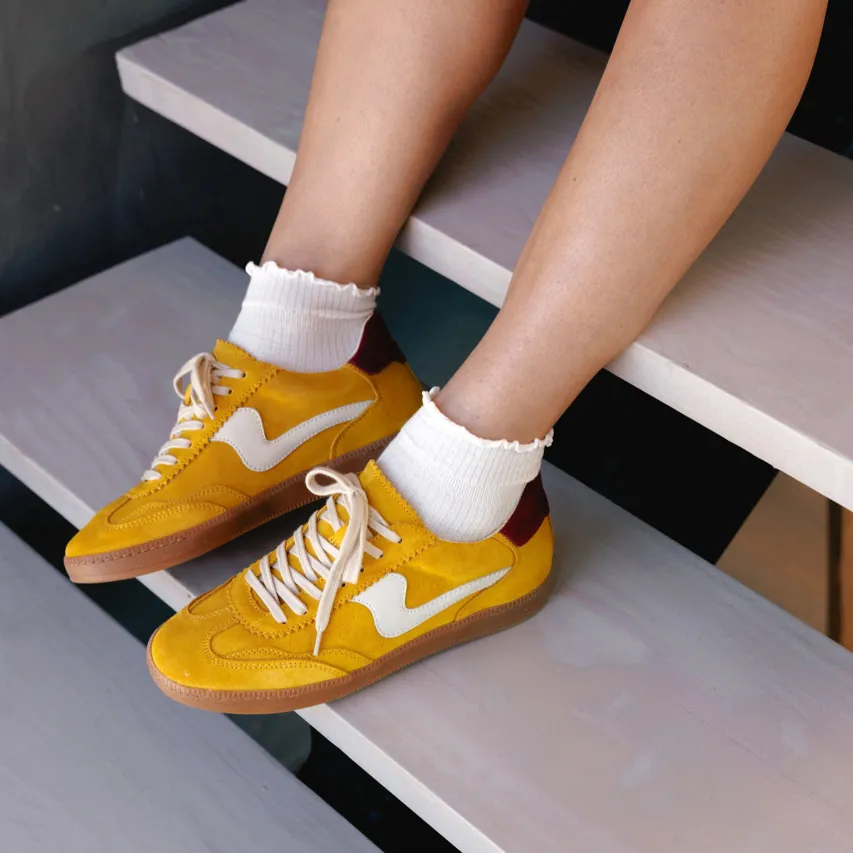 NOTICE SNEAKERS MUSTARD SUEDE^Dolce Vita Clearance