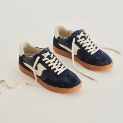NOTICE SNEAKERS NAVY SUEDE^Dolce Vita Outlet