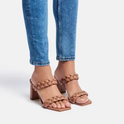 PAILY HEELS CARAMEL STELLA^Dolce Vita Best