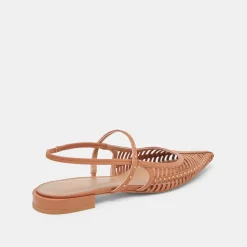 PHINLY FLATS SADDLE LEATHER^Dolce Vita Clearance