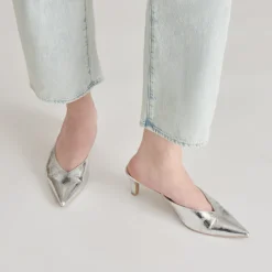 SARINA HEELS SILVER DISTRESSED LEATHER^Dolce Vita Best