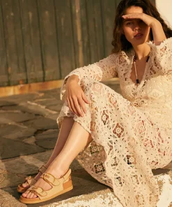STARLA SANDALS TAN MULTI WOVEN^Dolce Vita New