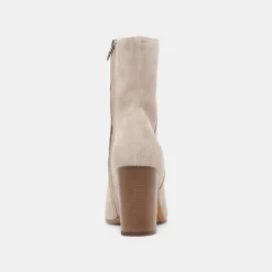 SUZY BOOTIES TAUPE SUEDE^Dolce Vita Hot